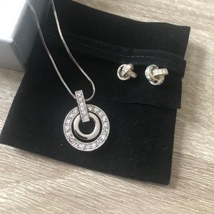 💎BNIB💎SET!! Beautiful Necklace with Bonus Earrings💎
